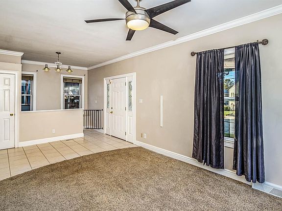 4th image of 1621 De Armand Ave