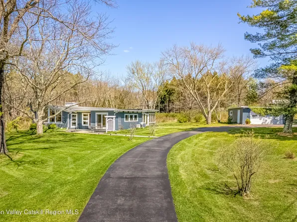 3 Julia Avenue, New Paltz, NY 12561
