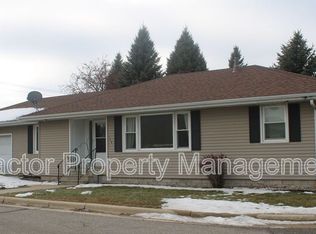 144 Balcerzak Dr, Mankato, MN 56001