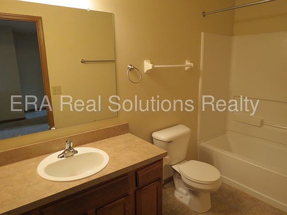 3rd image of 3884 Genteel Dr