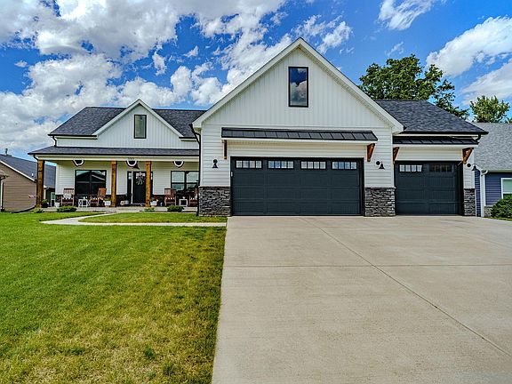 3rd image of 3312 Dolerite Ct