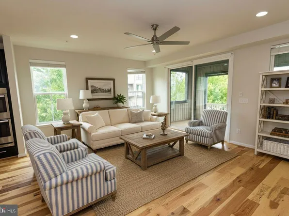 43300 John Michael Ter, Ashburn, VA 20148