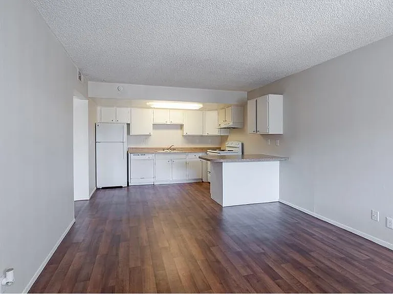 Reno Villas — Photo 3