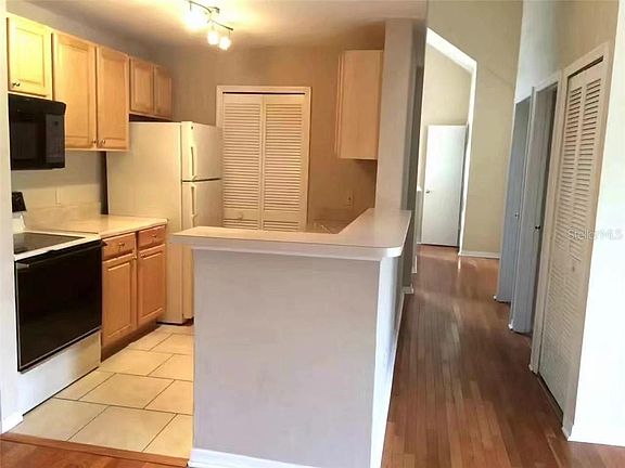 4th image of 6124 Westgate Dr APT 202