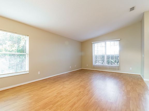 5th image of 14220 Colonial Lakes Dr