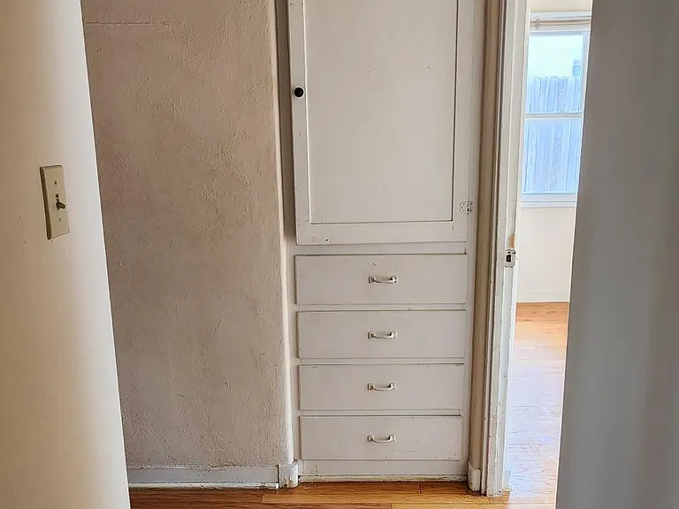 631 Lafayette Dr NE — Photo 5