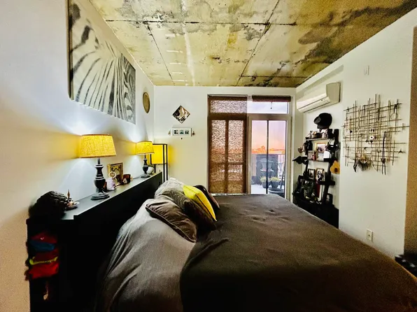 338 Evergreen Avenue image 3 of 27