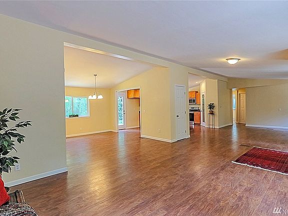 4th image of 16611 104th Street Ct N