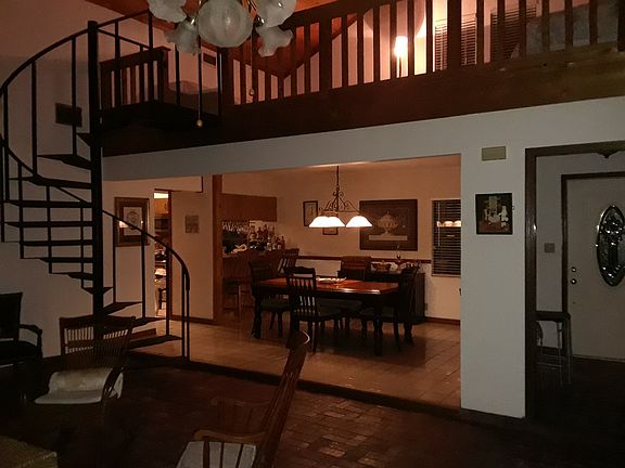 3rd image of 2324 Oak Leaf Ln