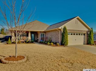2419 Habersham Dr SE, Owens Cross Roads, AL 35763
