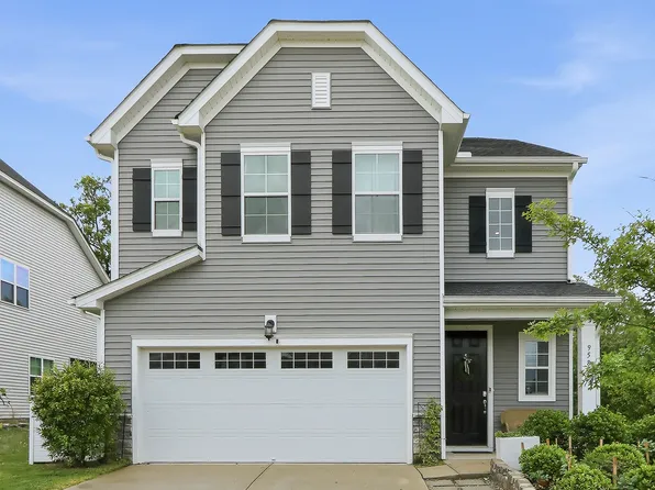 958 Matterhorn Dr, Fuquay Varina, NC 27526