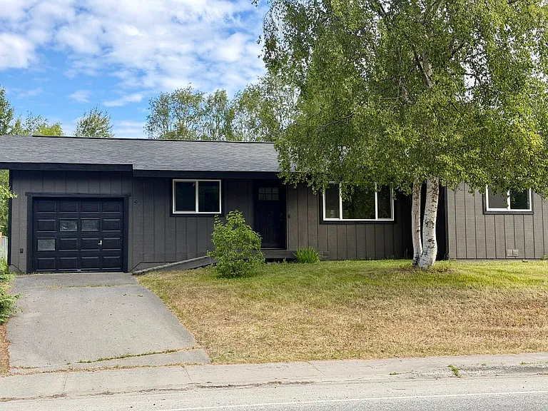 340 S Kobuk St — Photo 14