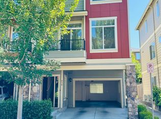 438 NE Patricia Ann Pl, Hillsboro, OR 97006