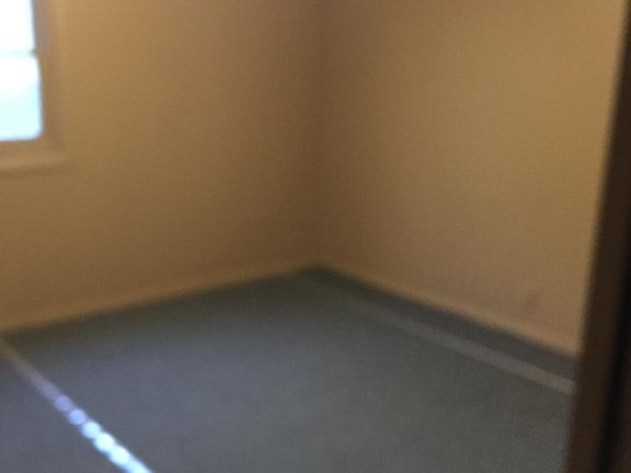 5th image of 1263 Sharon Ave