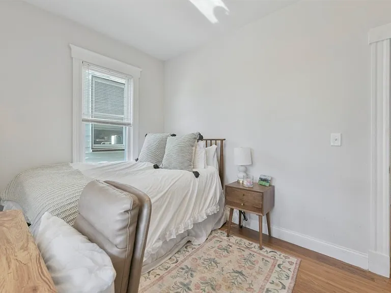 893 E 4th St #2A — Photo 12