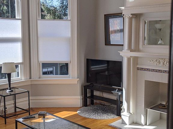 5th image of 87 Cortland Ave