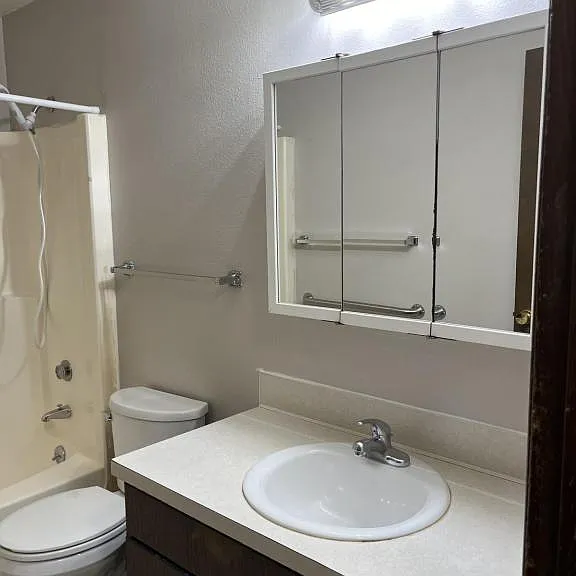 328 91st Ave NE #2 — Photo 7