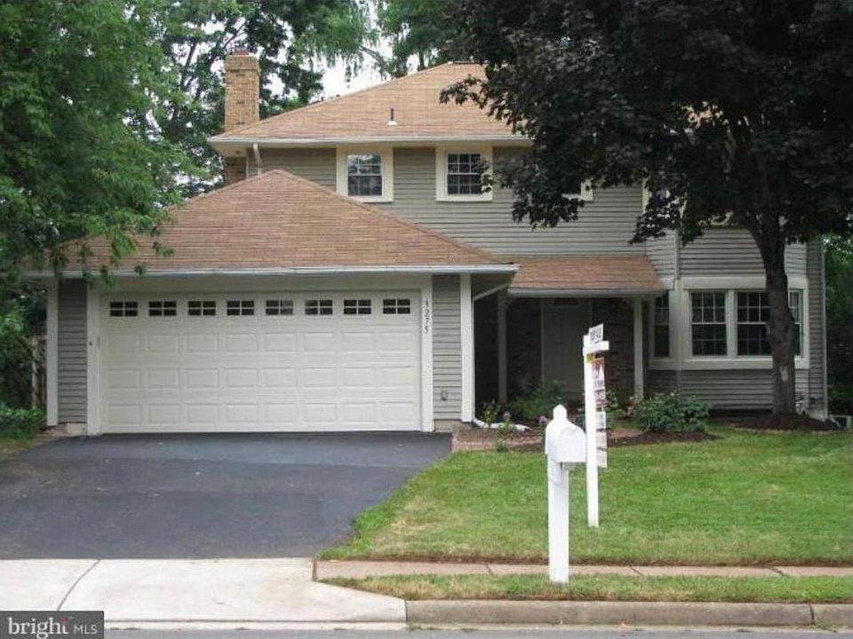 1st image of 3275 Kinross Cir