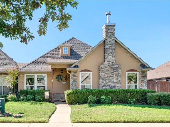 3111 SW Warberry Ave, Bentonville, AR 72713