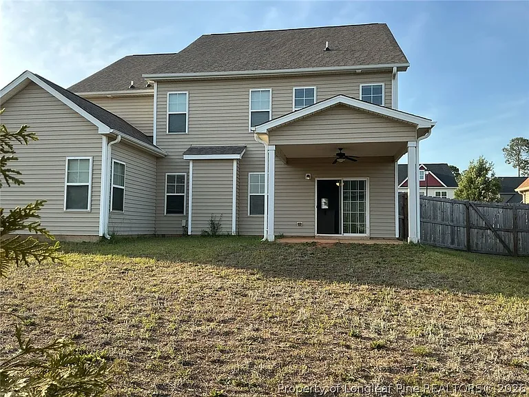 825 Ronald Reagan Dr — Photo 27