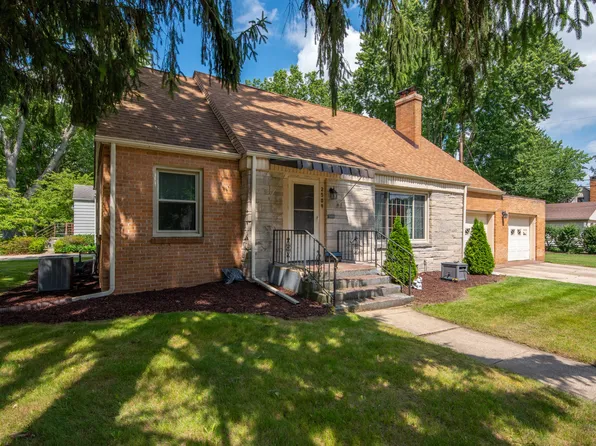 2509 Oak St, Michigan City, IN 46360