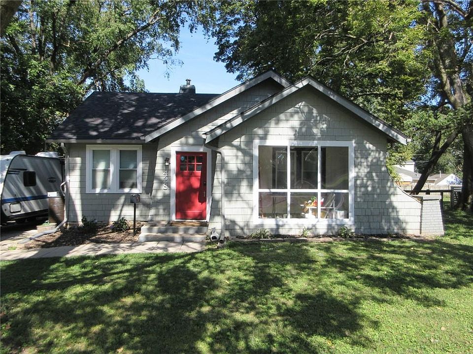 1st image of 428 E Gudgell Ave