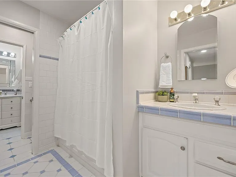 4990 Argyle Dr — Photo 22