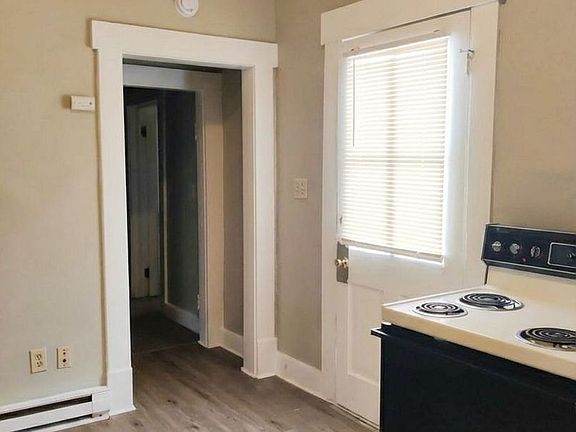 2nd image of 908 E Main St Unit 2