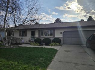 120 Teddy St, Brooklyn, WI 53521