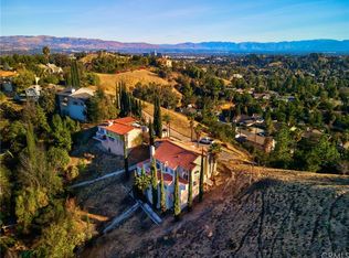 4603 Reforma Rd, Woodland Hills, CA 91364