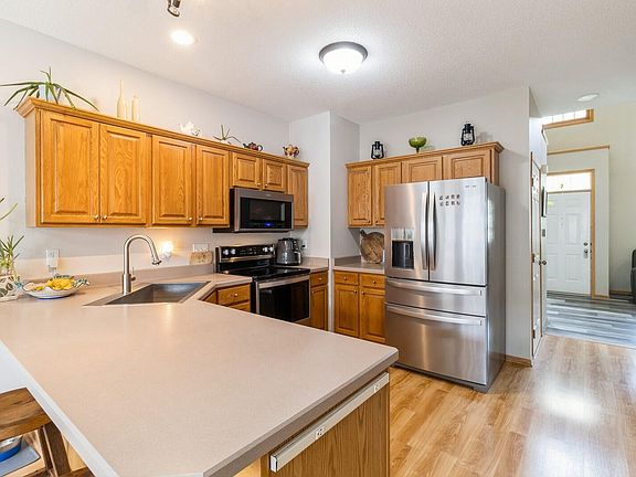 4th image of 2506 Bristol Dr