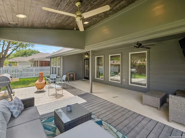 1516 Denise Drive, New Braunfels, TX 78130