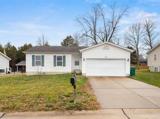 6024 Cross Pointe Dr, Cedar Hill, MO 63016