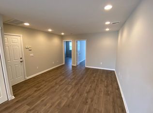 512 Kennedy Blvd #2, Bayonne, NJ 07002