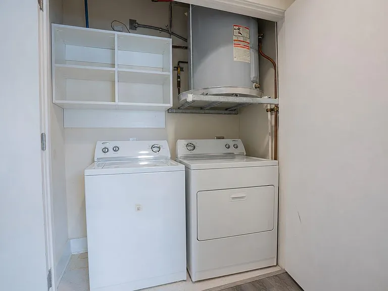 603 Davis St #1108 — Photo 16