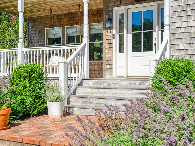 41 Blackwatch Ct — Photo 45