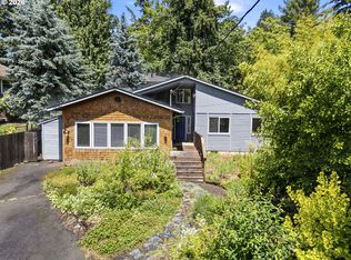 1389 SW Taylors Ferry Ct, Portland, OR 97219