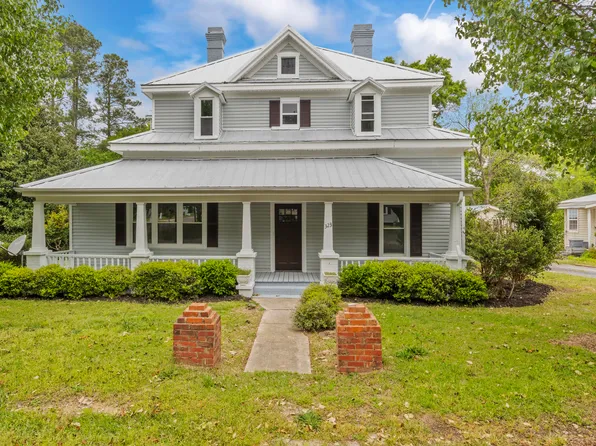 323 E Main St, Coats, NC 27521
