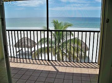 3rd image of 2924 Estero Blvd APT 203