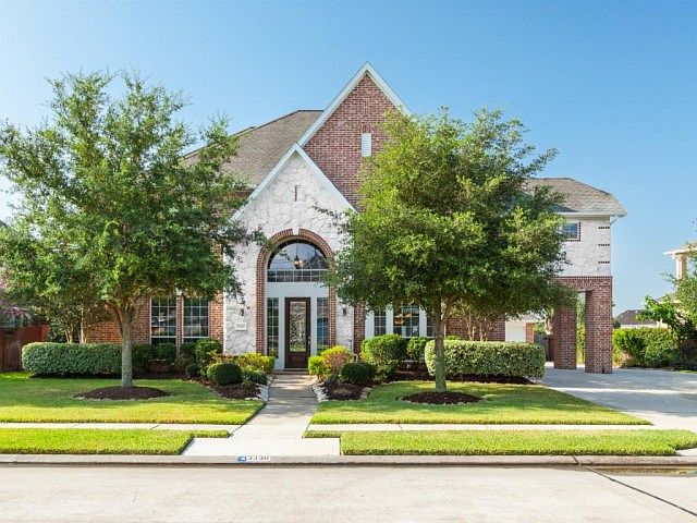 1st image of 3330 Queensburg Ln