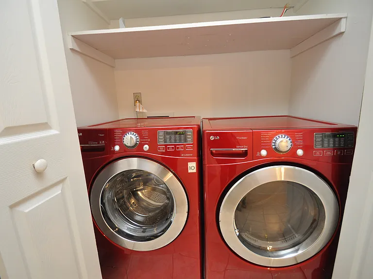 1260 Donaldson Ct — Photo 11