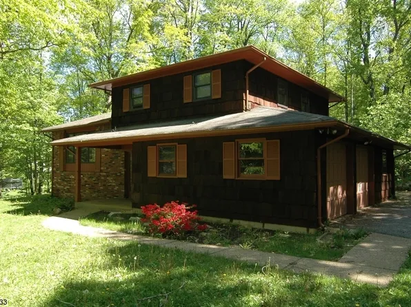 21 Jefferson Dr, Flanders, NJ 07836