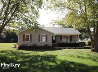 4912 Streamside Dr, Mc Leansville, NC 27301