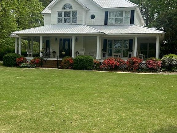 2nd image of 115 Riverview Ln