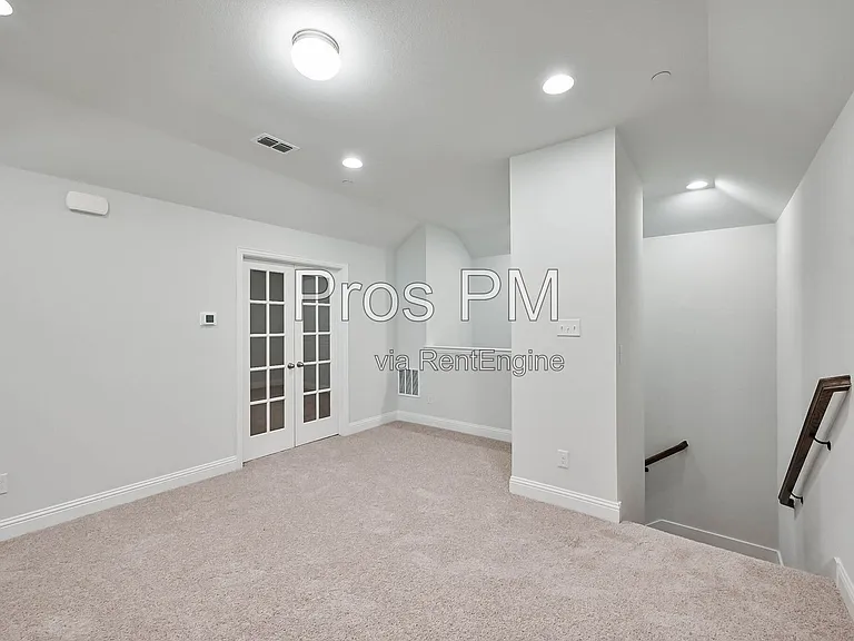 4256 Mingo Dr — Photo 10