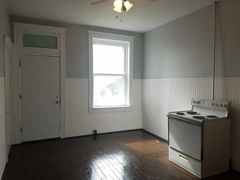 3116 Keokuk — Photo 17