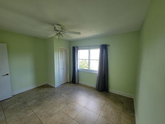2nd image of 941 Crystal Lake Dr