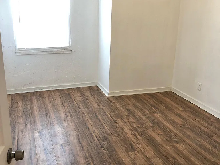916 Gibson St #2 — Photo 6
