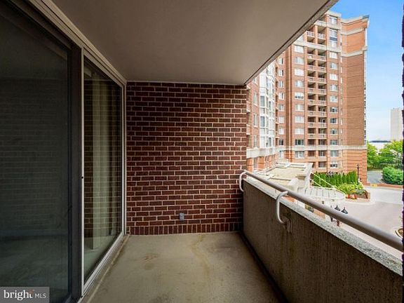 2nd image of 5809 Nicholson Ln APT 404