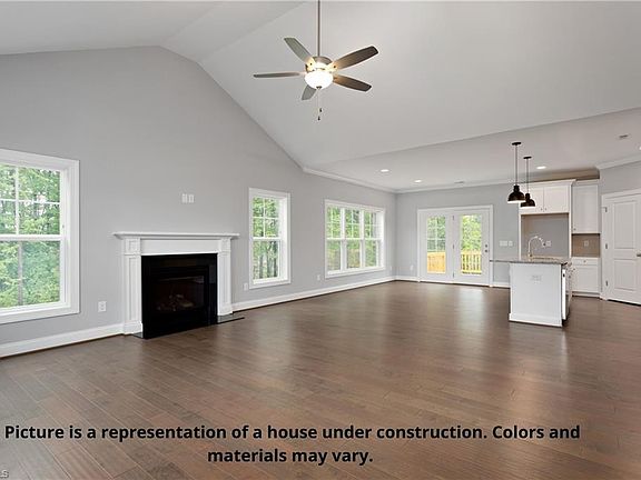3rd image of 5652 Crooked Oak Dr